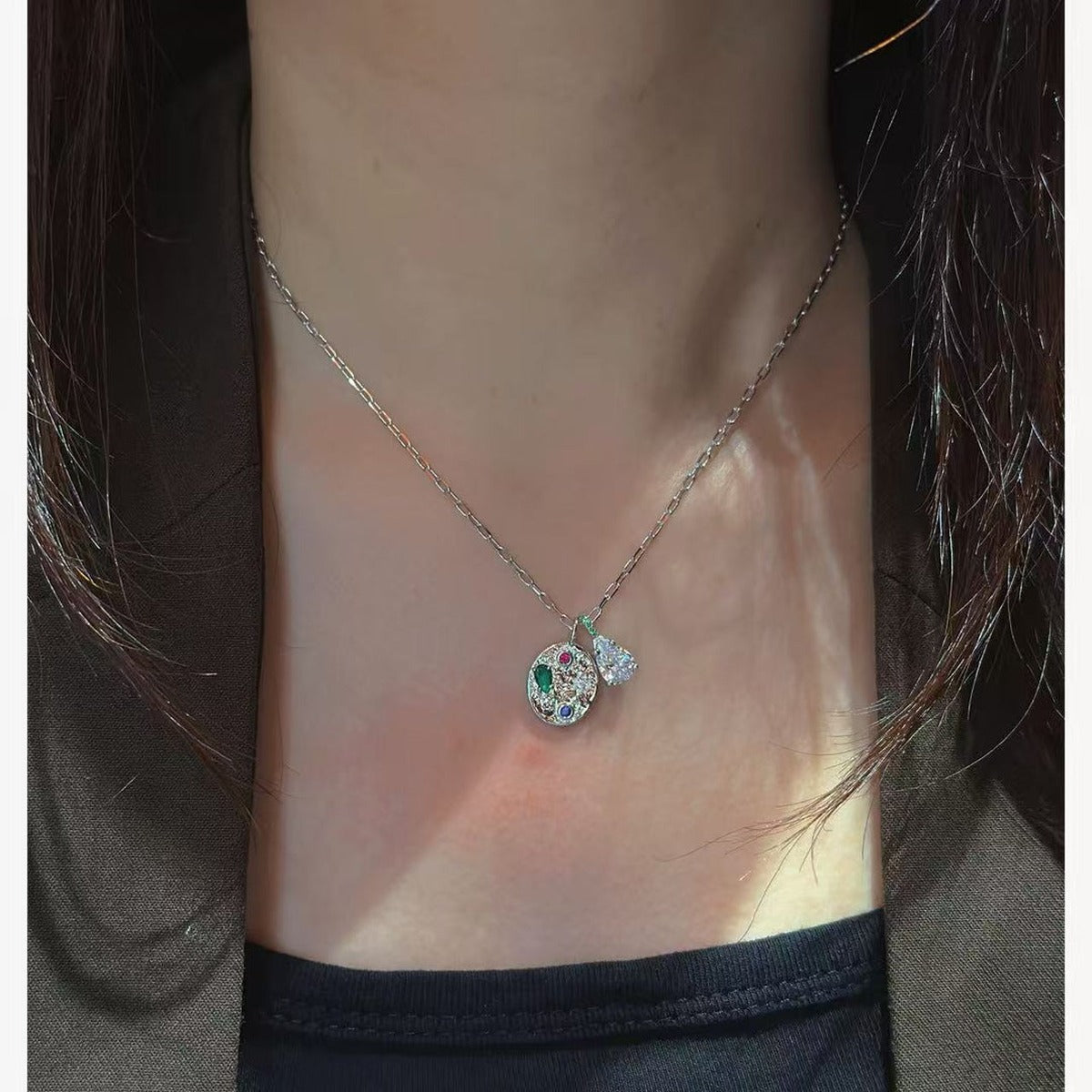 Hammered Oval-Tag Teardrop CZ Pendant Necklace (JN6027)