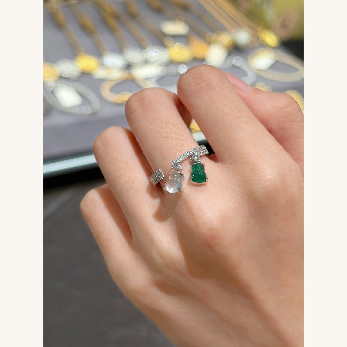 Ink-Jade Chalcedony Gourd Ring (JR6121)