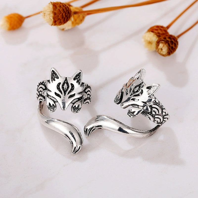 Vintage Fox Ear Clip Earrings β Cute Animal Ear Cuff, Retro Gold Metal Non-Piercing Ear Jewelry