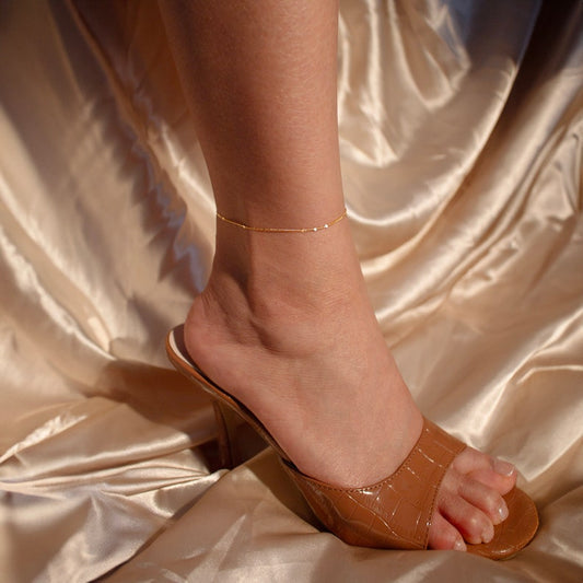 Dainty Hammered Gold Plated Anklet: Elegant Ankle Bracelet