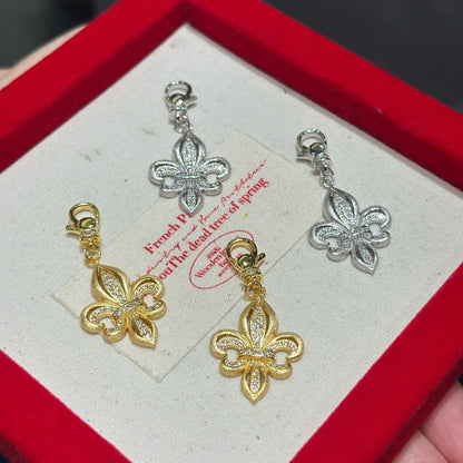 Brushed Flower Pendant Necklace (JP10388)