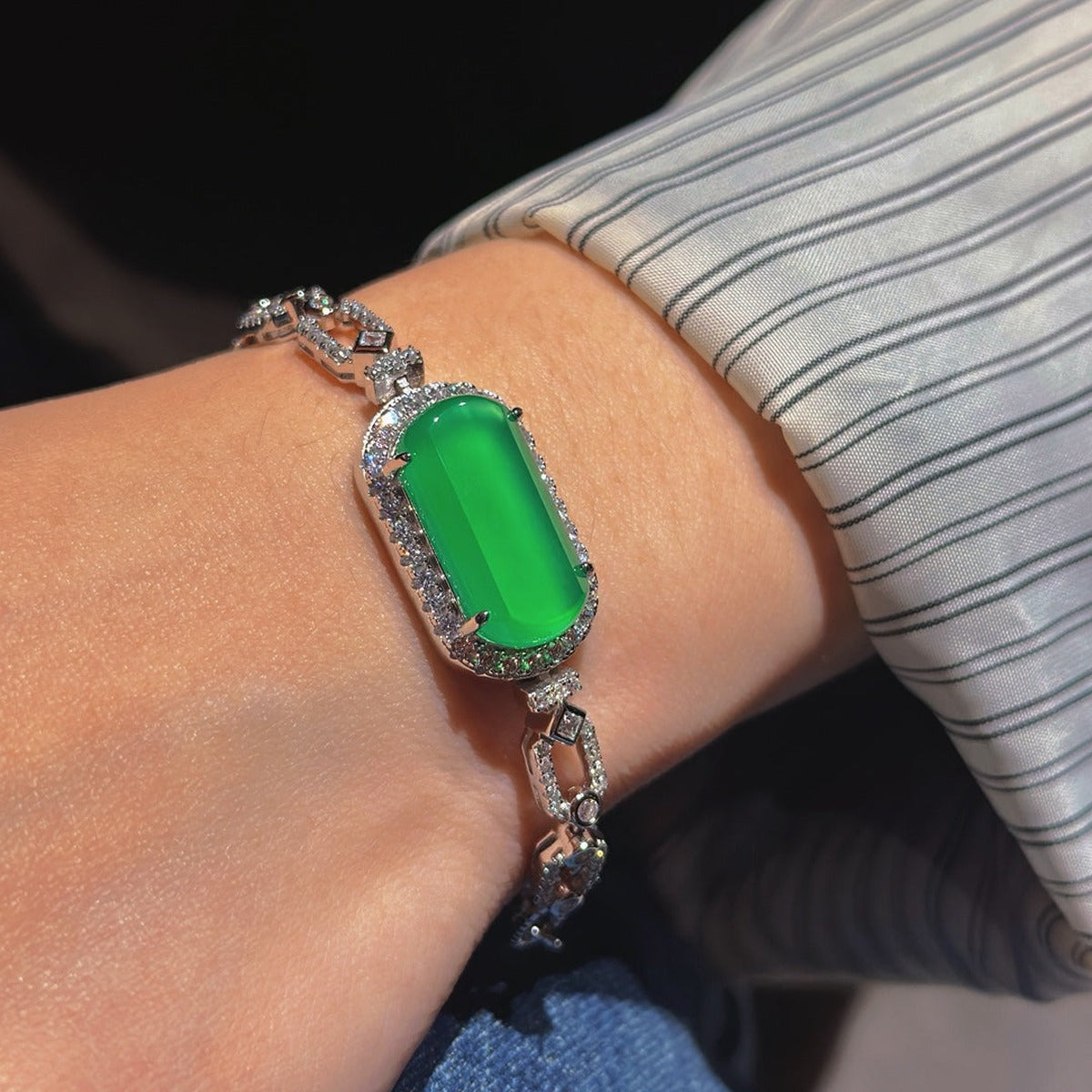 Chalcedony Peace-Buckle O-Ring Bracelet (JL786673)
