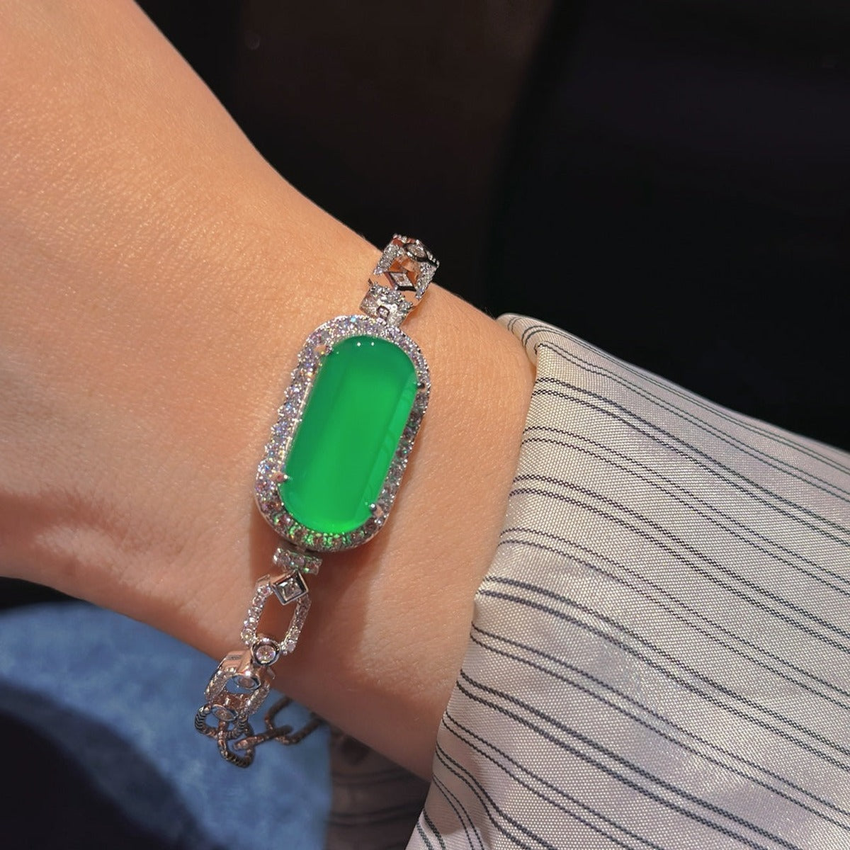 Chalcedony Peace-Buckle O-Ring Bracelet (JL786673)