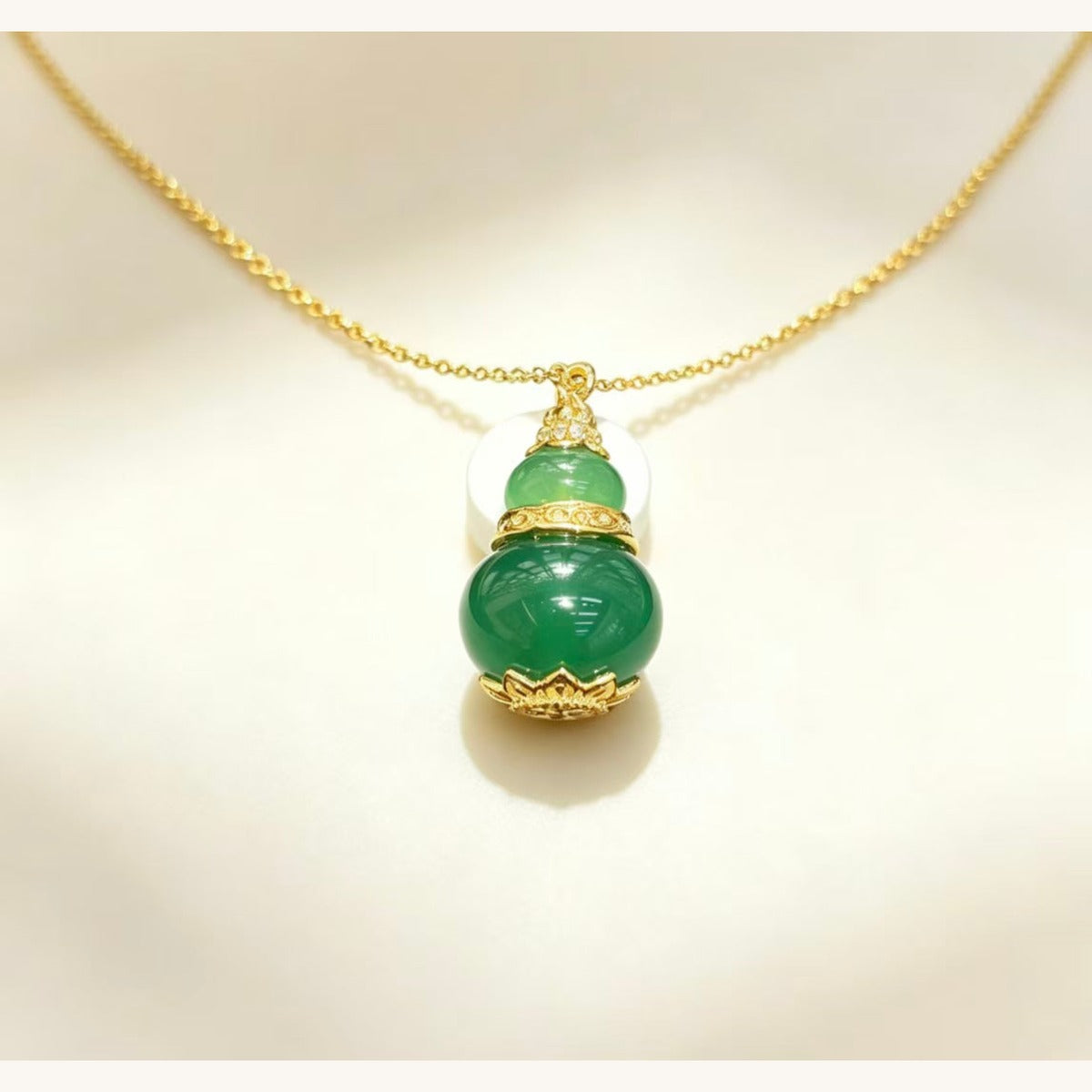 Green Jade Gourd Pendant Necklace