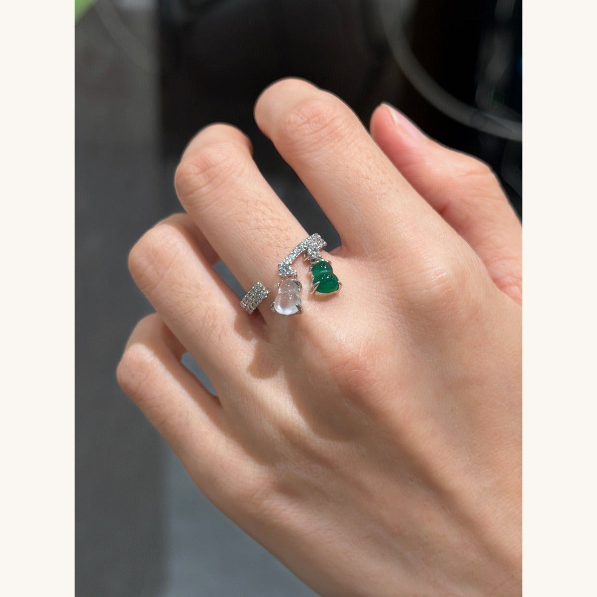 Ink-Jade Chalcedony Gourd Ring (JR6121)