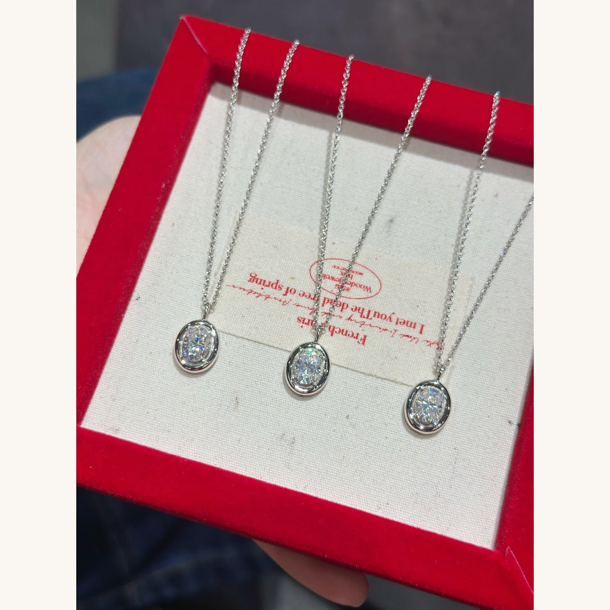 Moissanite Egg-Shape Necklace (1.5ct) (GHN465)