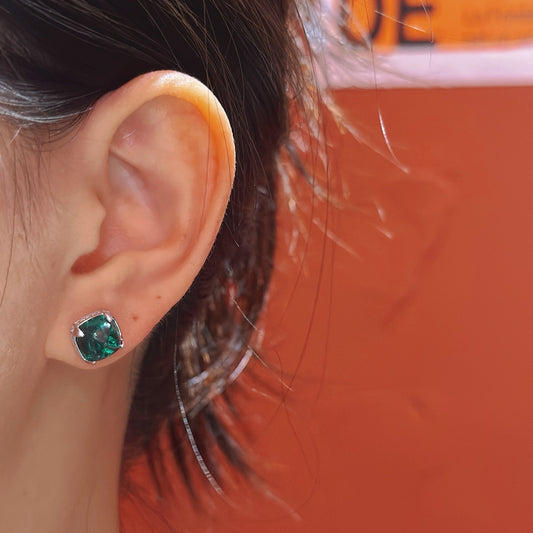 Green Nano-Emerald Cushion Stud Earrings (JE40126082)