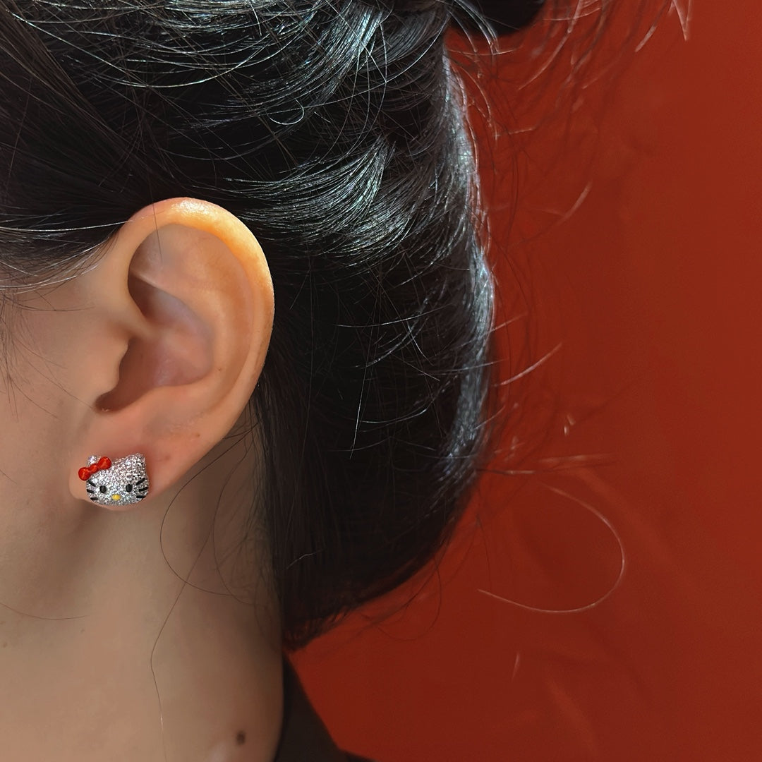 Kitty Pavé CZ Stud Earrings (JE6024-1)