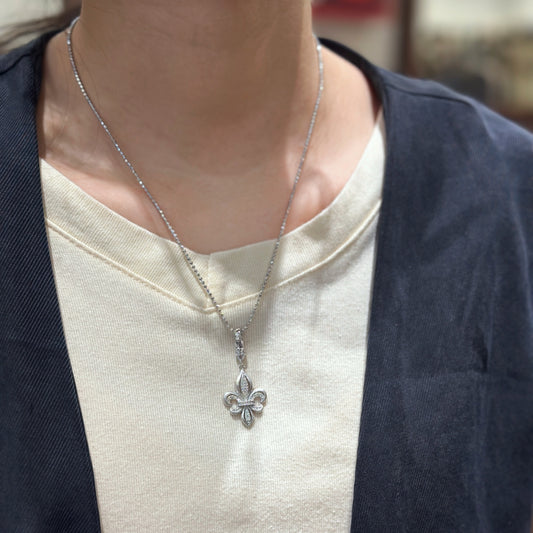 Brushed Flower Pendant Necklace (JP10388)