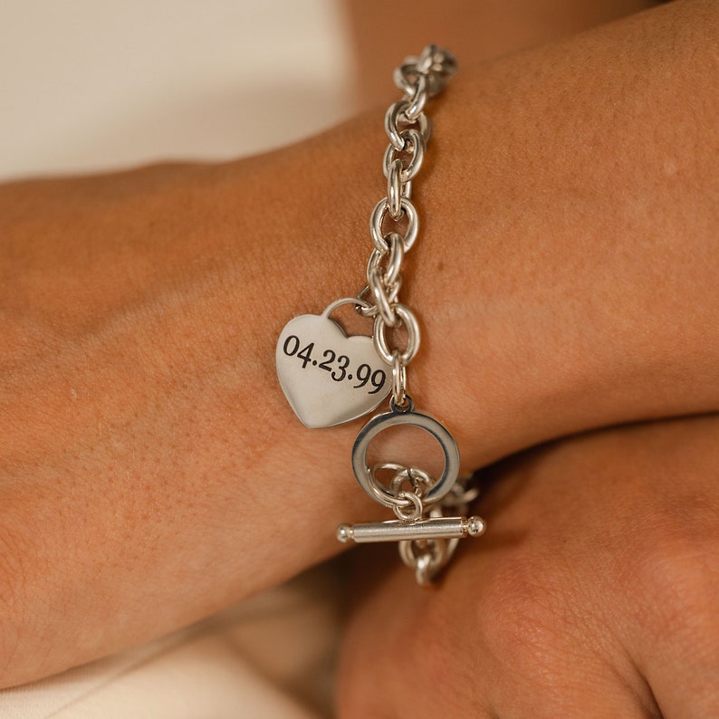 Chunky Chain Toggle Bracelet: Personalized Heart Charm