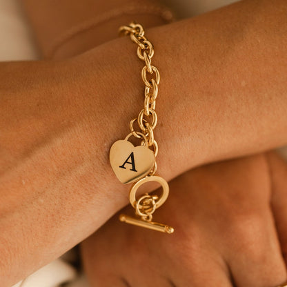 Gold Personalized Heart Charm Bracelet: Dainty Name Pendants