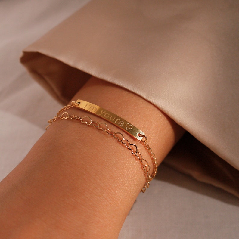 Personalized Heart Chain Bracelet: 16K Plated Name Bracelet