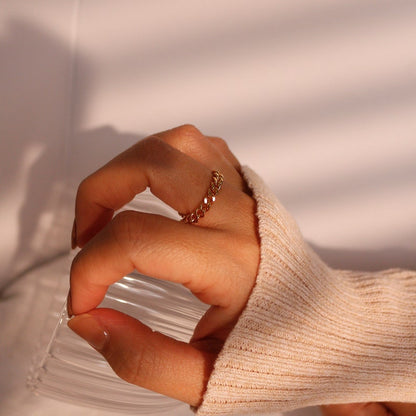 Dainty Gold Chain Ring: Minimalist Statement Jewelry