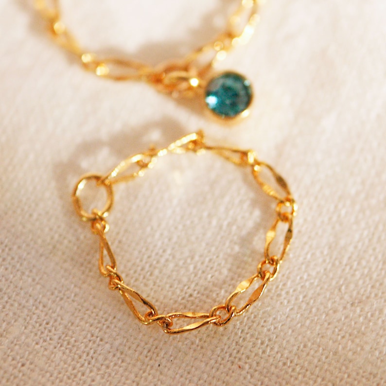 Gold Chain Midi Ring with Birthstone Crystal
