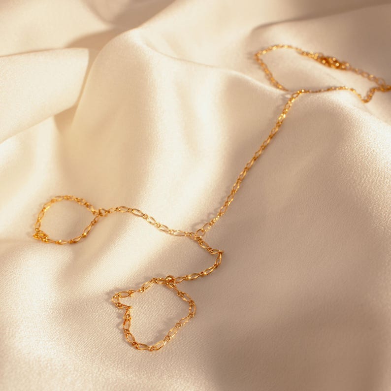 16k Gold Plated Double Ring Chain Bracelet: Party Body Jewelry