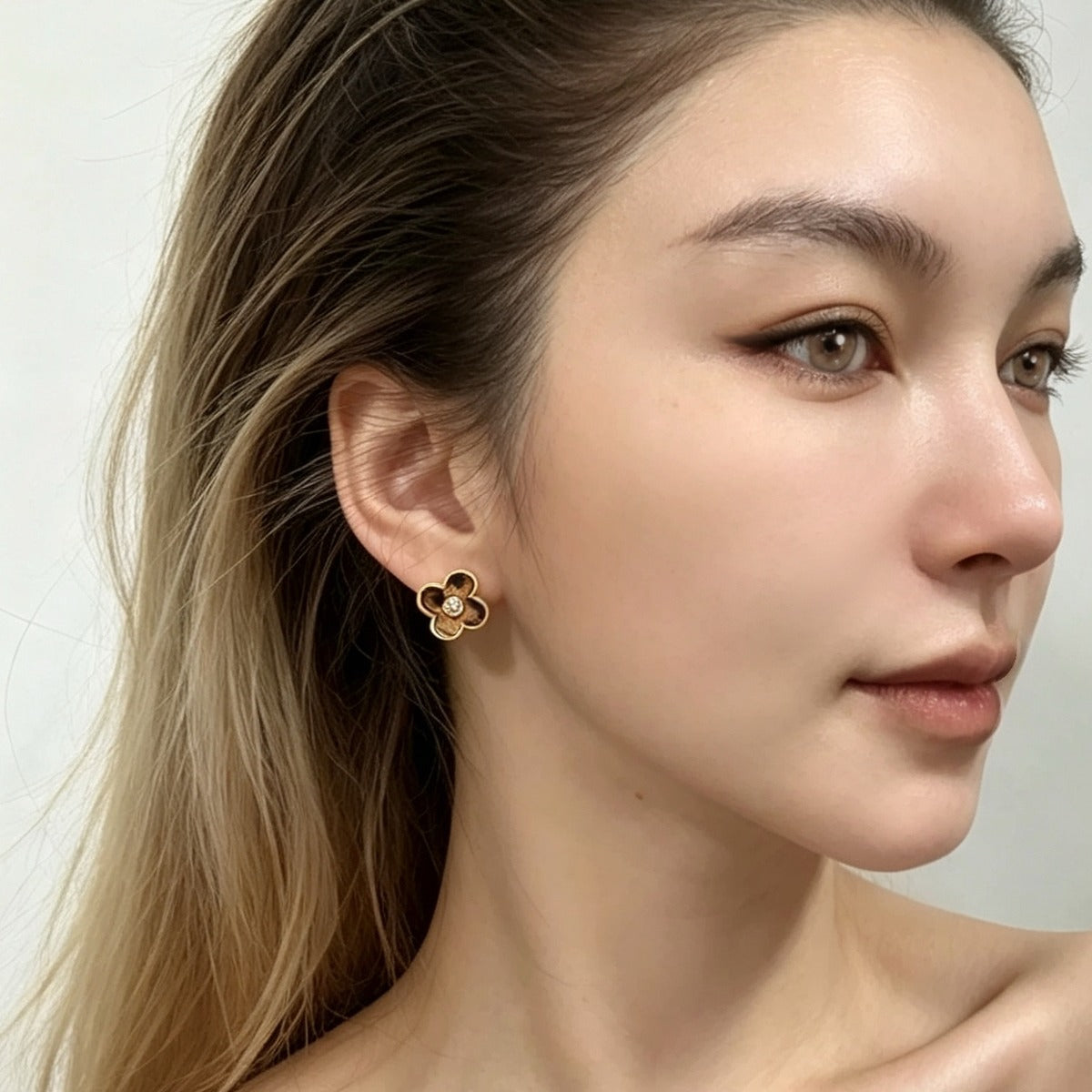 Leopard Clover Stud Earrings